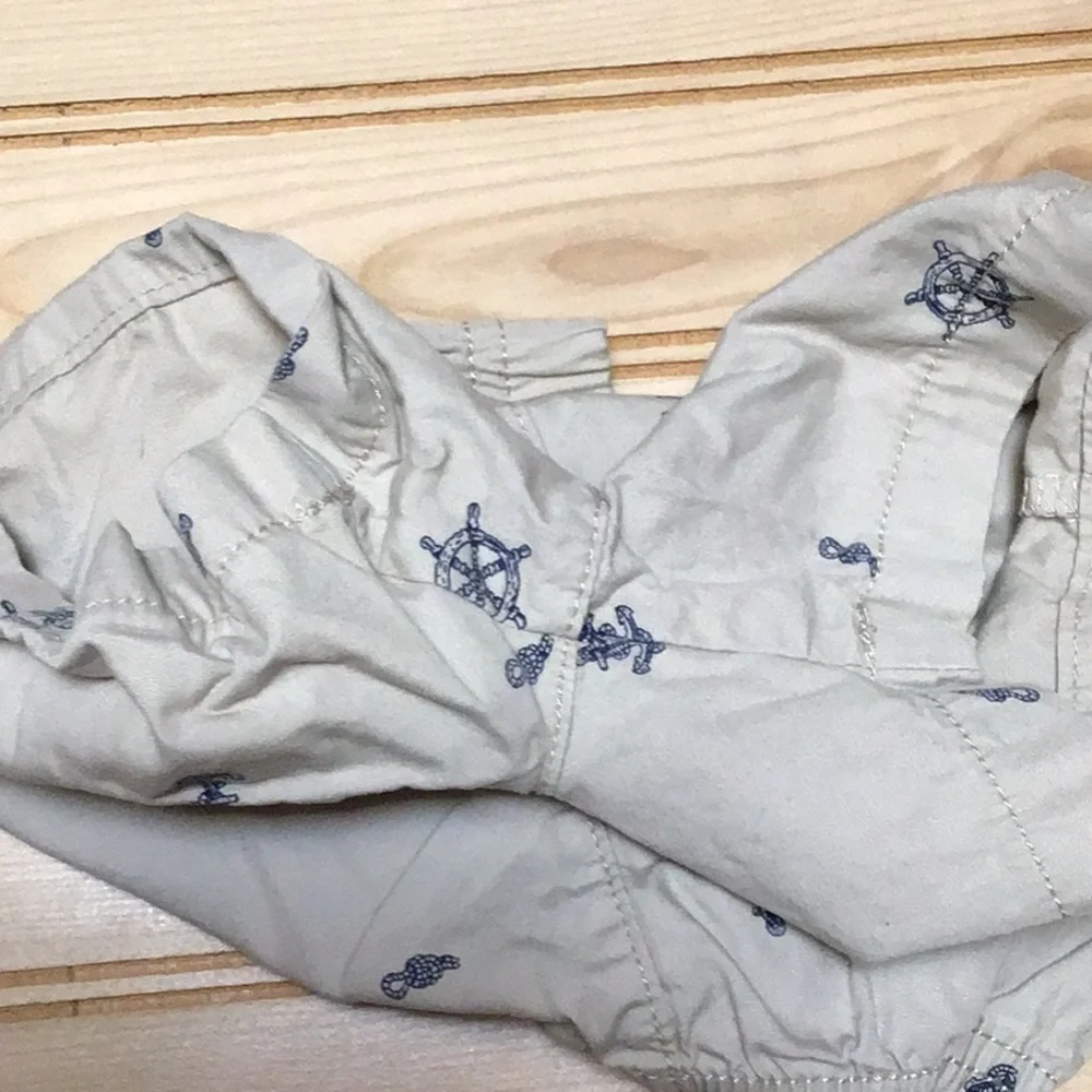 Carter’s Bundle‎ of 2 Button Down Shirts and Khaki Pull On Shorts 12 Months